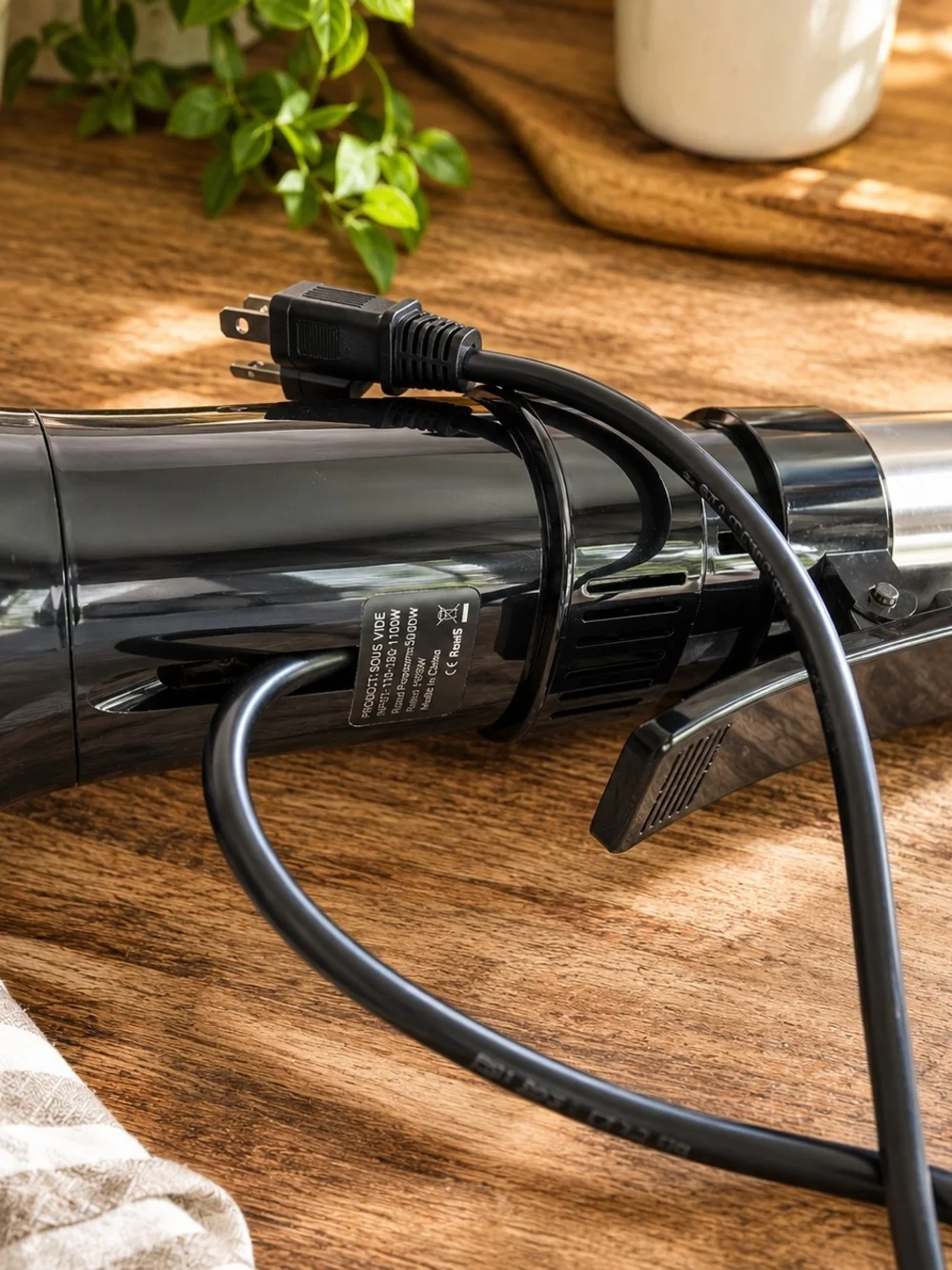 Black Sous Vide Immersion Circulator – Precision Temperature Cooker